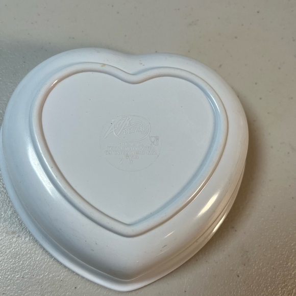 Vintage Barbie Heart-Shaped Party Bowl - Pink Gingham - Picture 3 of 5